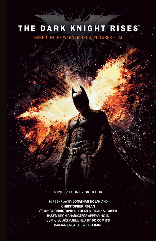Copertina del libro per The Dark Knight Rises: The Official Movie Novelization