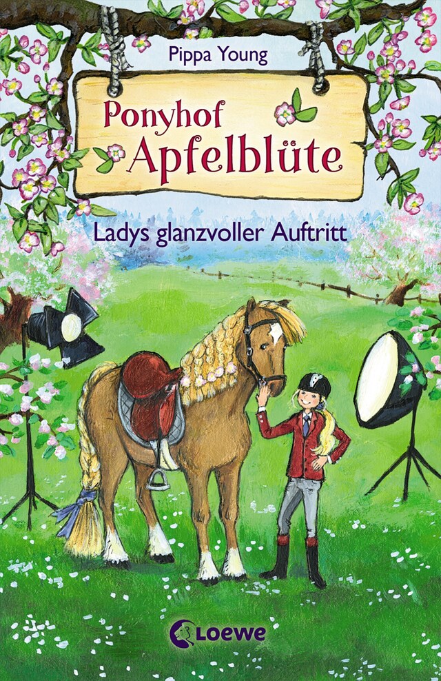 Boekomslag van Ponyhof Apfelblüte (Band 10) - Ladys glanzvoller Auftritt