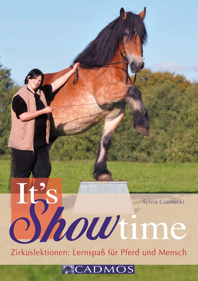 Copertina del libro per It's Showtime