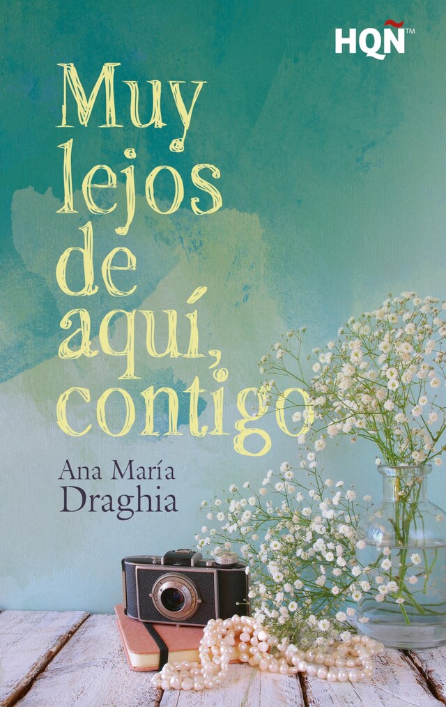 Book cover for Muy lejos de aquí, contigo