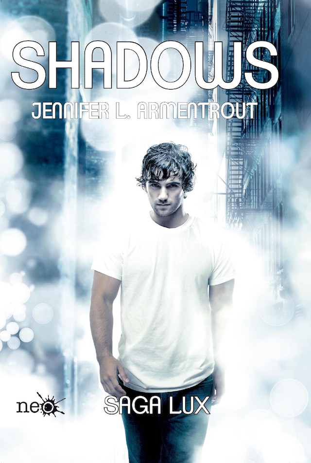 Book cover for Shadows (Precuela Saga LUX)