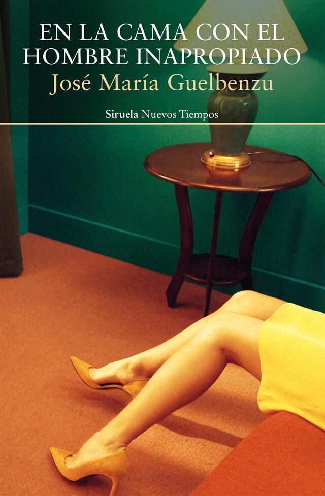 Book cover for En la cama con el hombre inapropiado