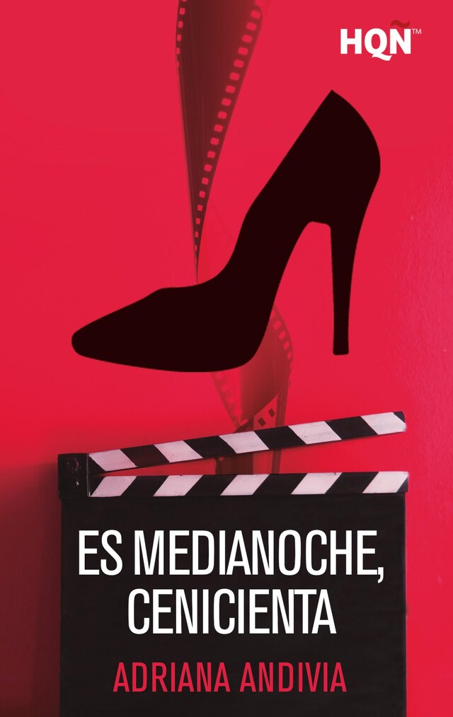 Portada de libro para Es medianoche, Cenicienta