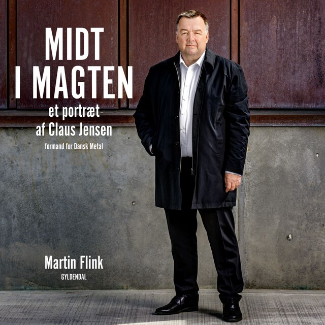 Book cover for Midt i magten