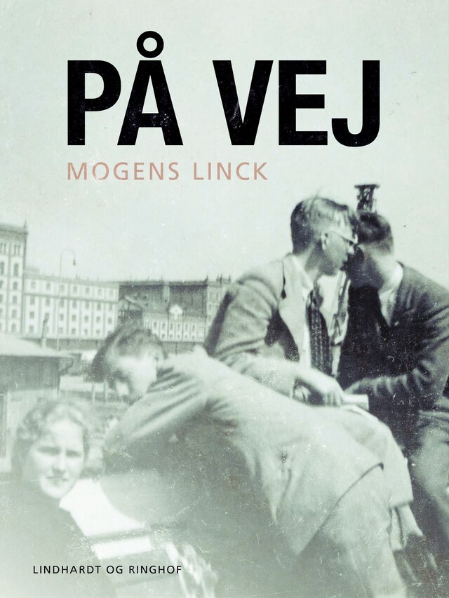 På vej