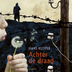 Achter de draad - luisterboek