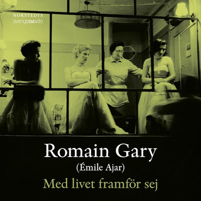 Book cover for Med livet framför sej