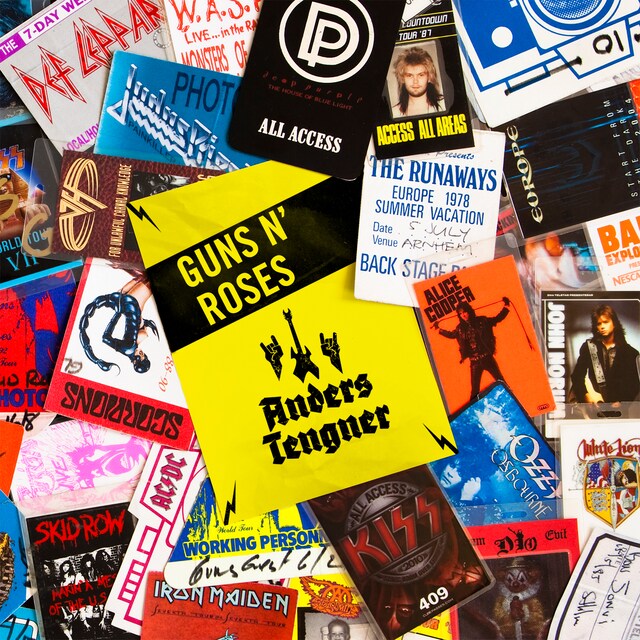 Book cover for Access all areas - GUNS N' ROSES