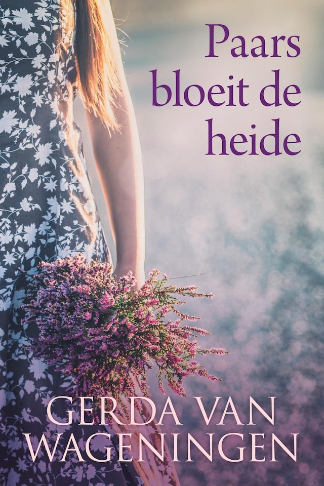 Book cover for Paars bloeit de heide