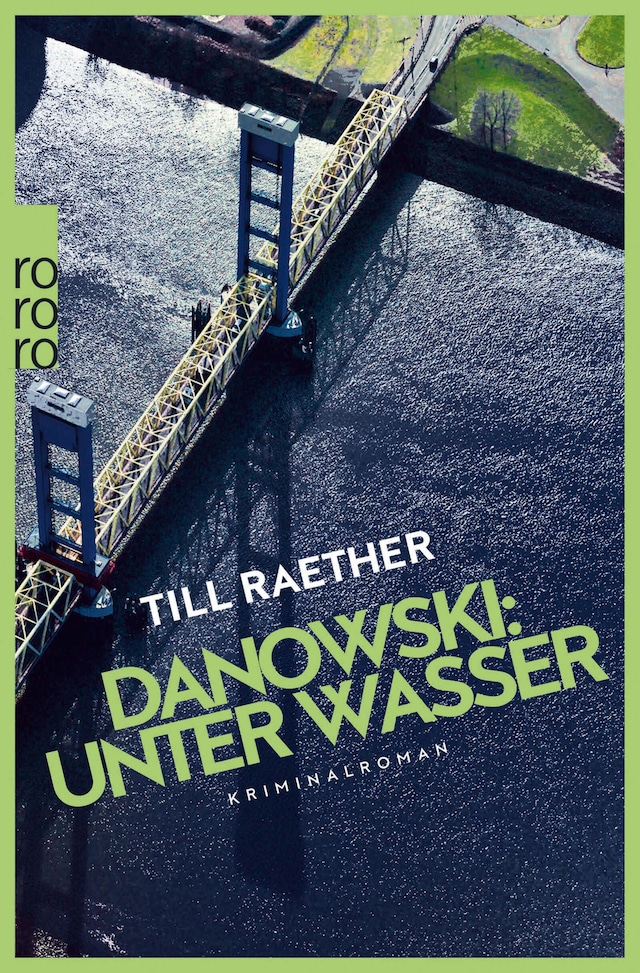 Kirjankansi teokselle Danowski: Unter Wasser